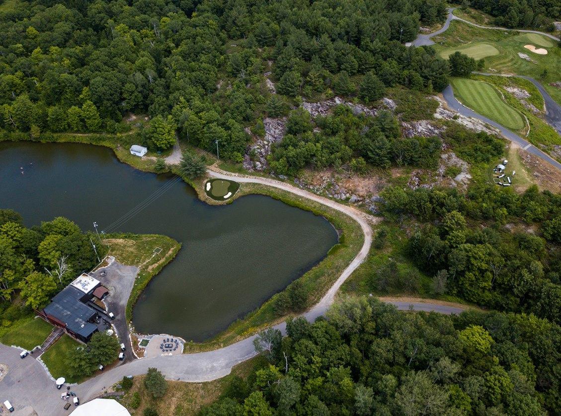 Отель Taboo Muskoka Грейвенхерст Экстерьер фото